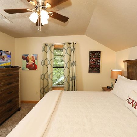 Divine Escape By Eden Crest Vila Gatlinburg Exterior foto